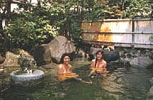 ～湯けむりとワインの宿～富士野屋